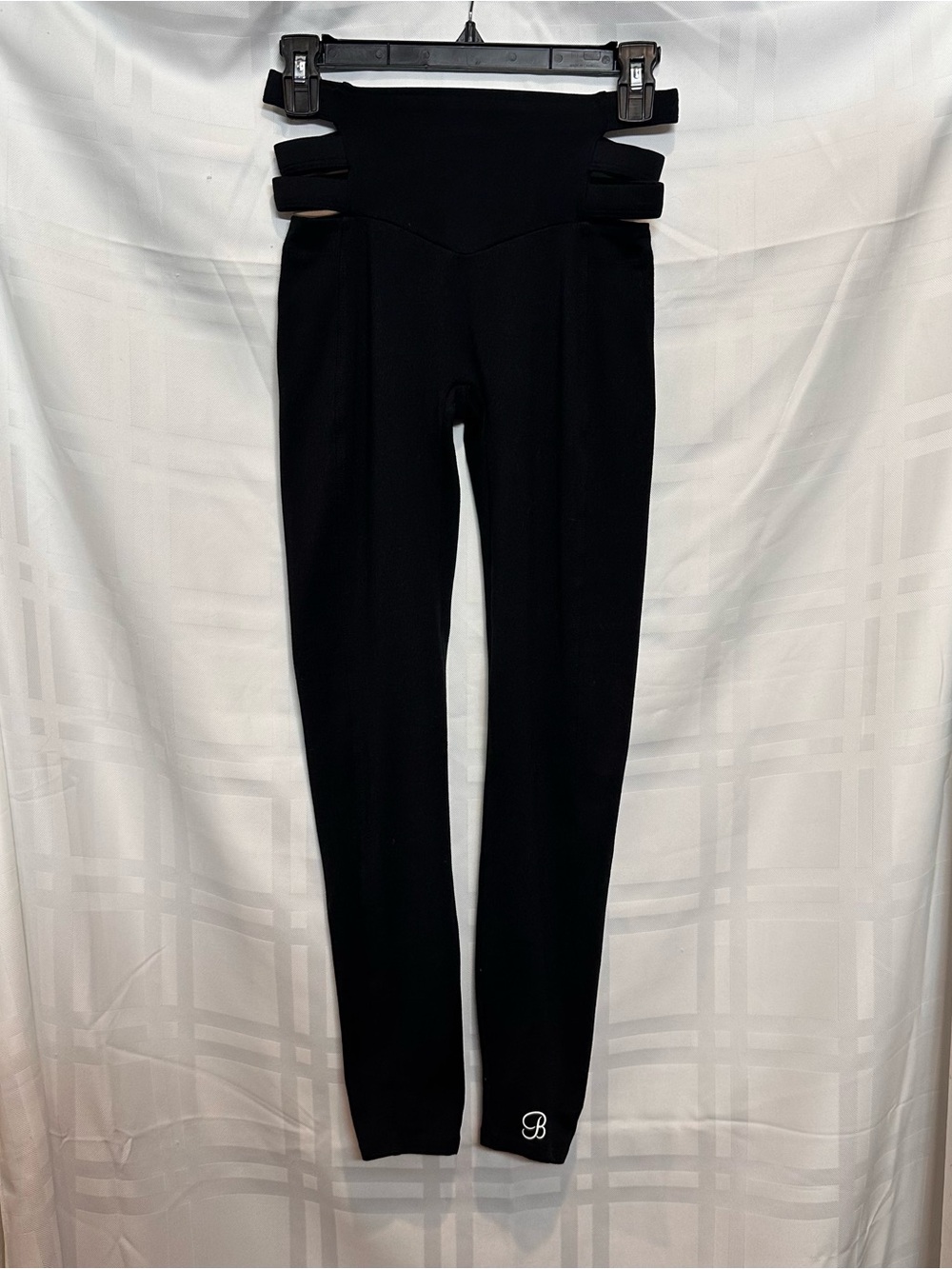 Bombshell Sportswear High
Waist Leggings with Hip / Waist
Cutouts Black